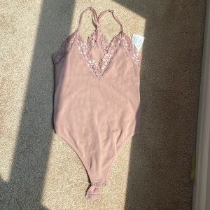 Forever21 pink lace stretchy adjustable bodysuit